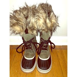 Sorel Snow Boots ❄️